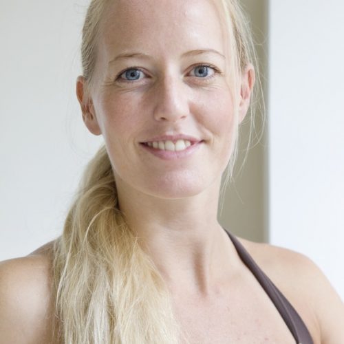 MG_9108Ea-new-headshot-500x500