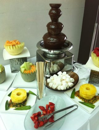 Watermark-brunch-Chocolate-Fondue-320x420