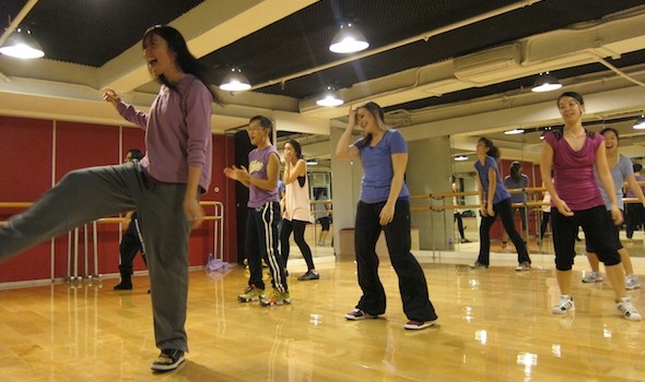 hilary thompson hk dance class