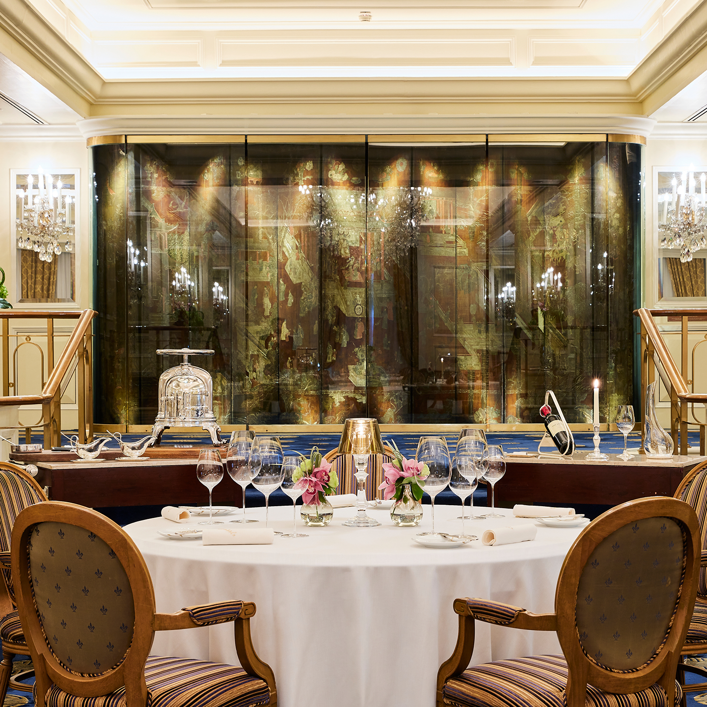 interior of Gaddi's fine dining restaurant at the peninsula hong kong