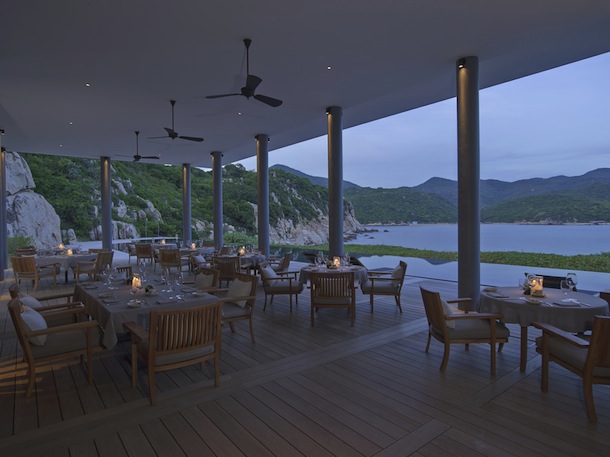 Amanoi - Beach Club_Dining Area