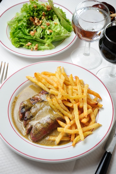 Le Relais de l'Entrecôte - Salad, Steak and Frites (2)
