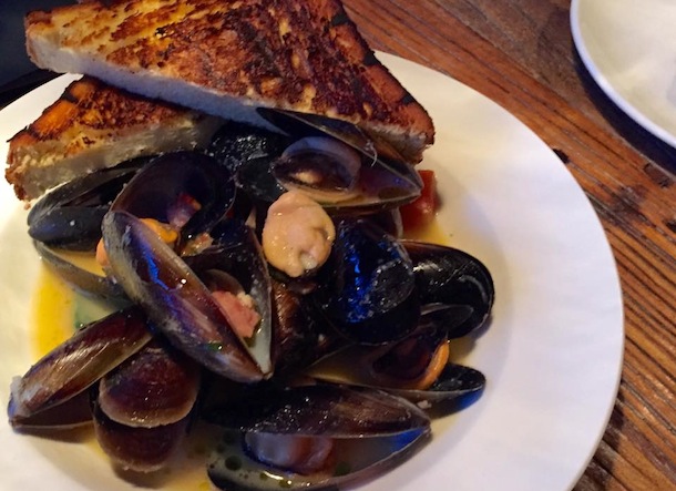 fish & meat - new menu mussells
