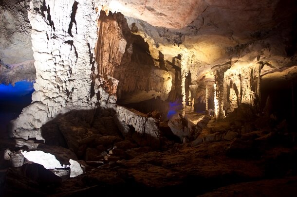 Karst limestone Tham Kong Lo cave, Laos