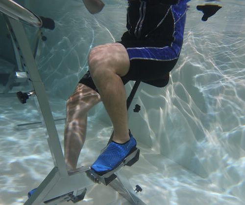 hydro-review-spinning-underwater-1-500x420