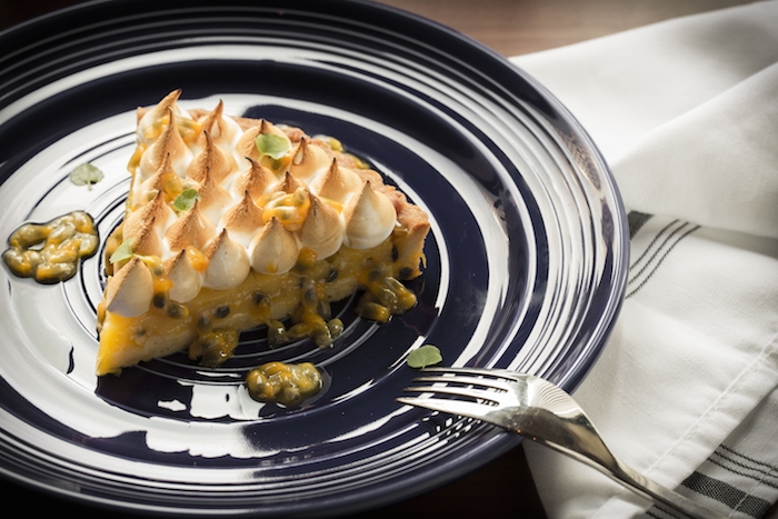 MyHouse - Passion fruit meringue pie