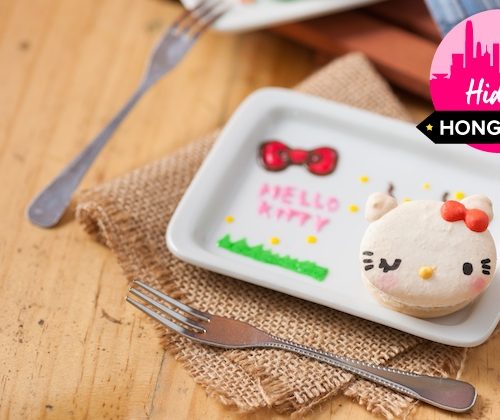 hello kitty macaron