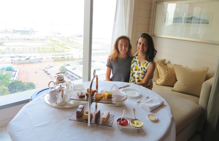 two girls at afternoon tea at the mandarin oriental hong kong