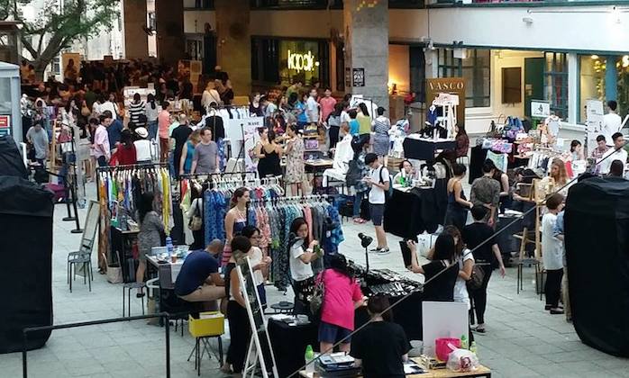 pop up stalls in shopping mall