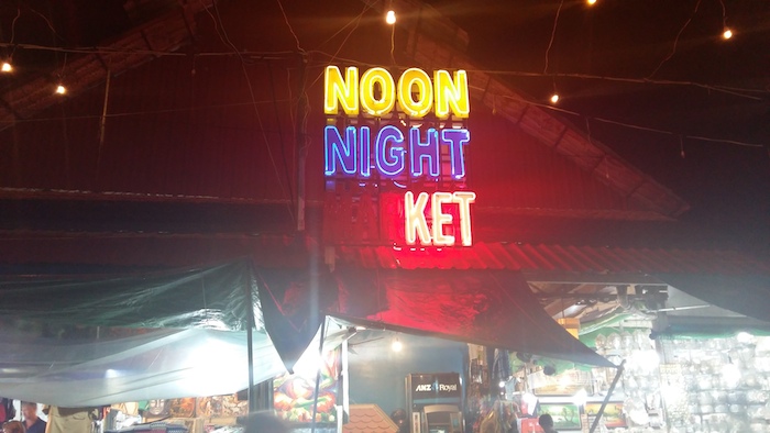 night market in cambodia