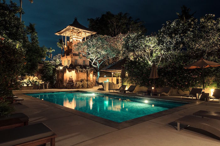 luxury pool in sanur 