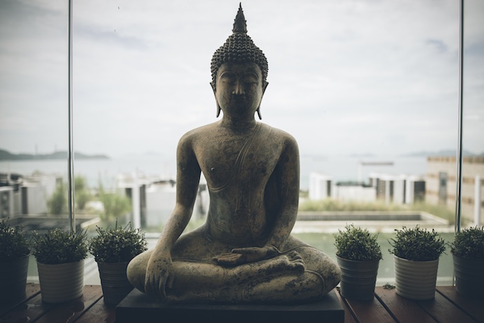 a buddha statue 