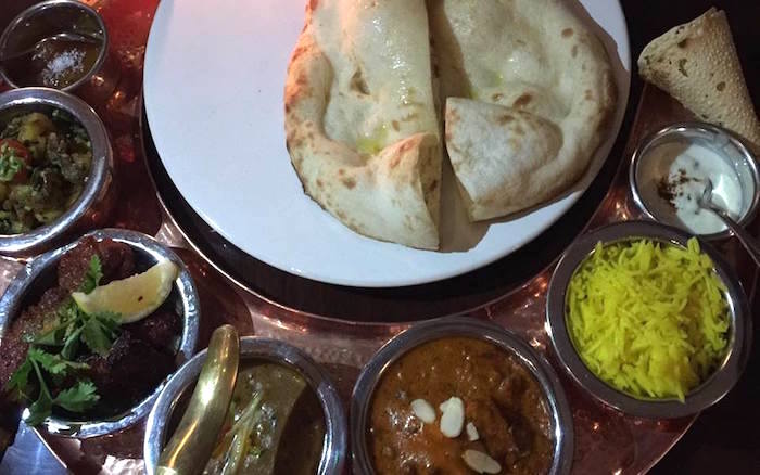 indian curry and naan bread