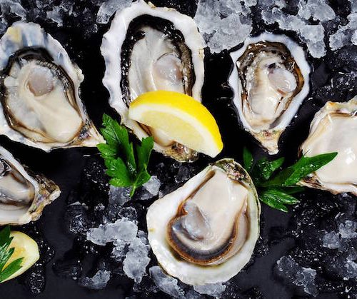 fresh oysters and lemon