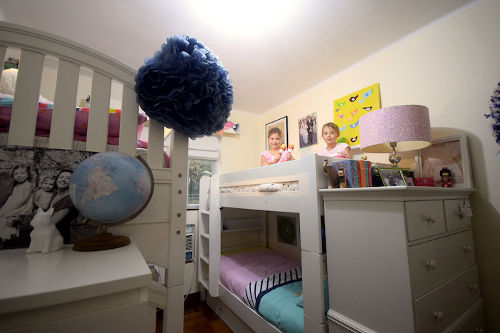 kids dormitory style bedroom