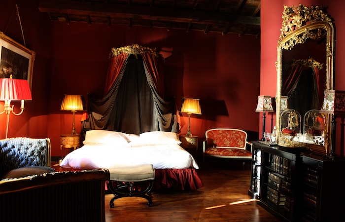 Jardins secret hotel bedroom