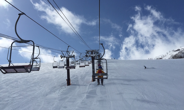 hakuba skiing chairlift