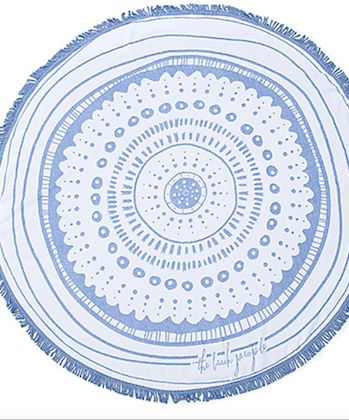 shk-packing-essentials-holiday-round-towel
