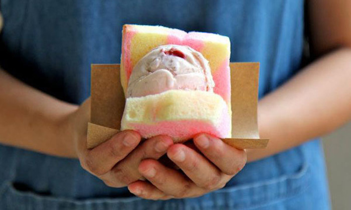 Singapore Ice Cream Sandwich