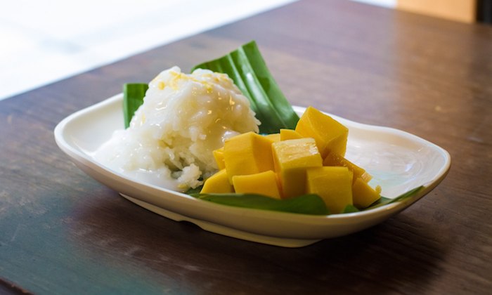 krua walaiphan mango sticky rice
