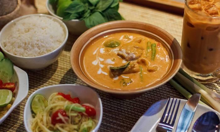 krua walaiphan thai red curry
