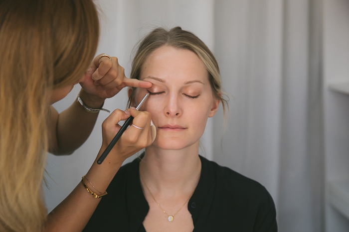 Makeup Tutorial: Achieving the Sun-Kissed Bronze Glow Without the Sun