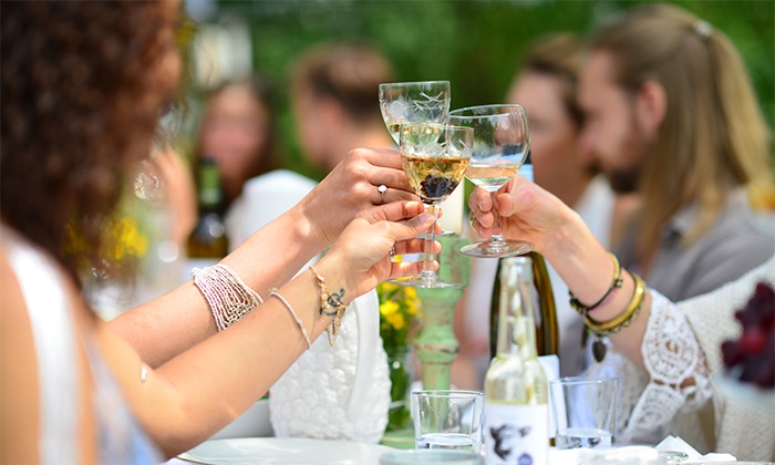 Wine Moments cheers