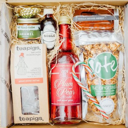 Crafted 852 Christmas In A Box