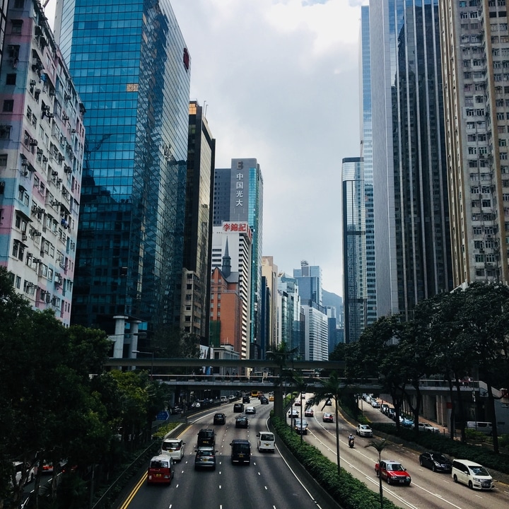 Bridge linking Tonnochy Road and Sun Hung Kai Centre, Wan Chai