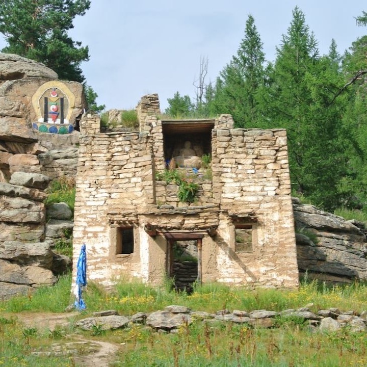 travel mongolia khentii baldan bereeven castle like cluster