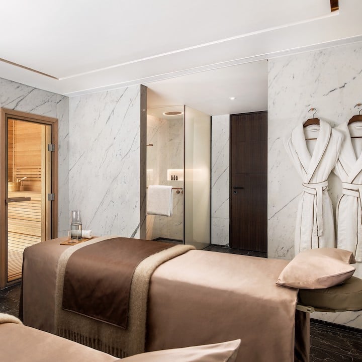 beauty-the-murray-barbara-sturm-spa-suite