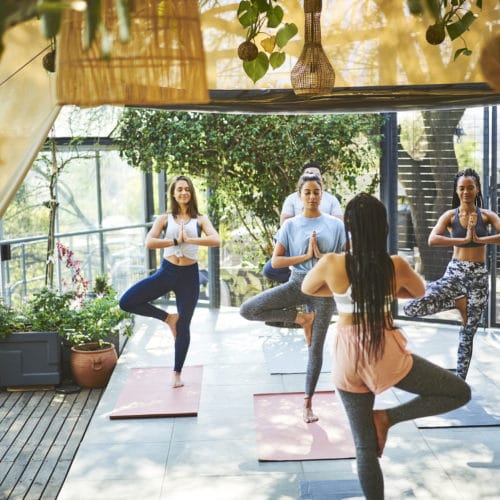 How to choose a yoga teacher training?