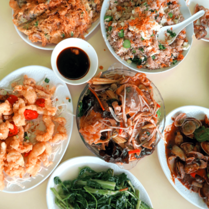 Hikes That End With A Meal: Wah Kee Restaurant