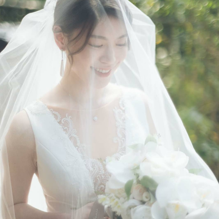rental gowns near me