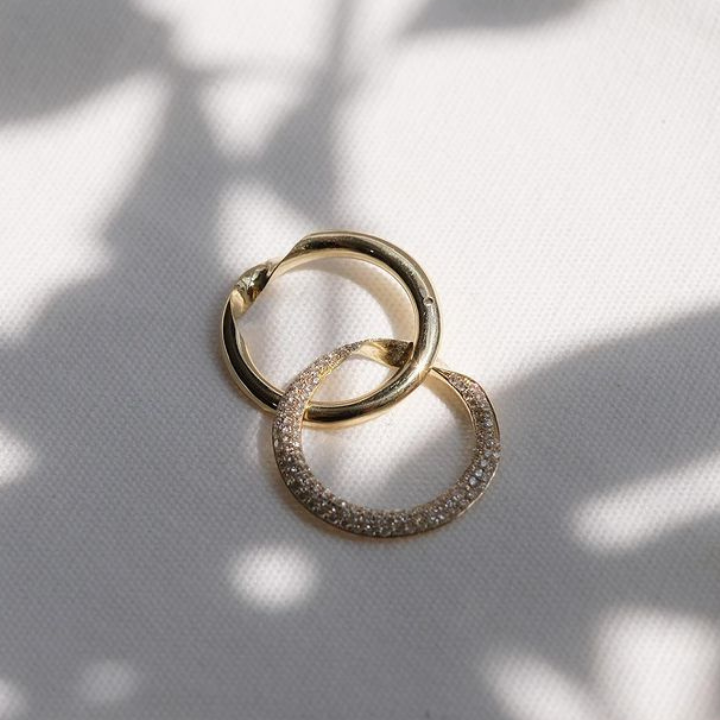 Wedding Rings: Obellery Studio