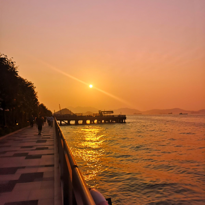 Sai Ying Pun Guide: Sun Yat Sen Memorial Park Waterfront