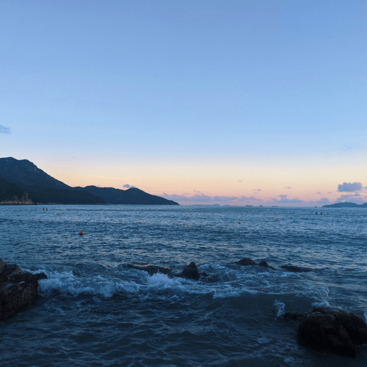 Lamma Island Guide: Hung Shing Yeh Beach