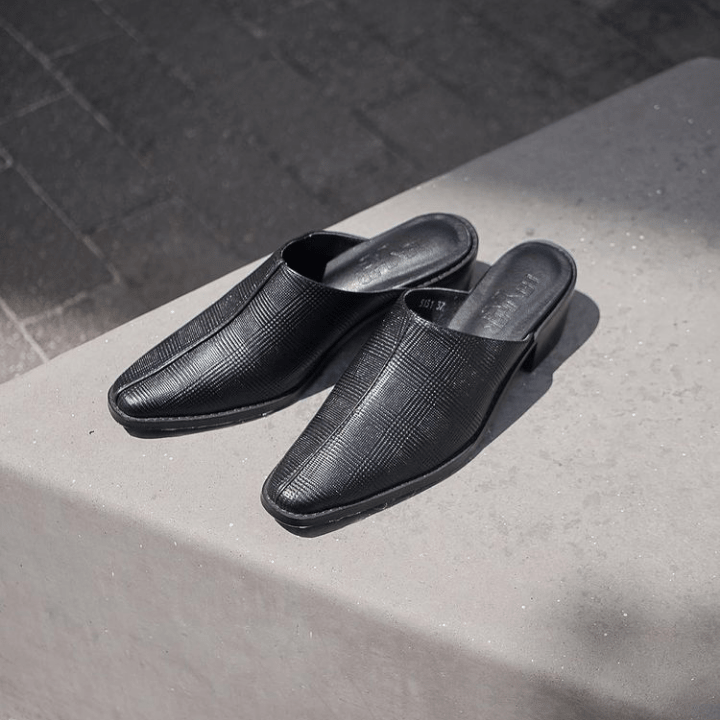 Shoe Shops Hong Kong: Leatherlab