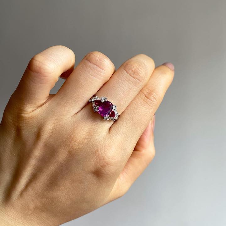 fine jewellery jewelry rings earrings necklaces bracelets accessories style hn jewelry diamond precious stones