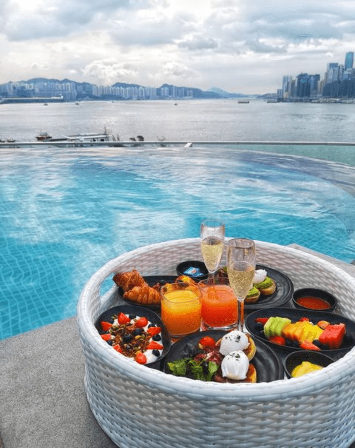 Swimming Pools Hong Kong: Kerry Hotel