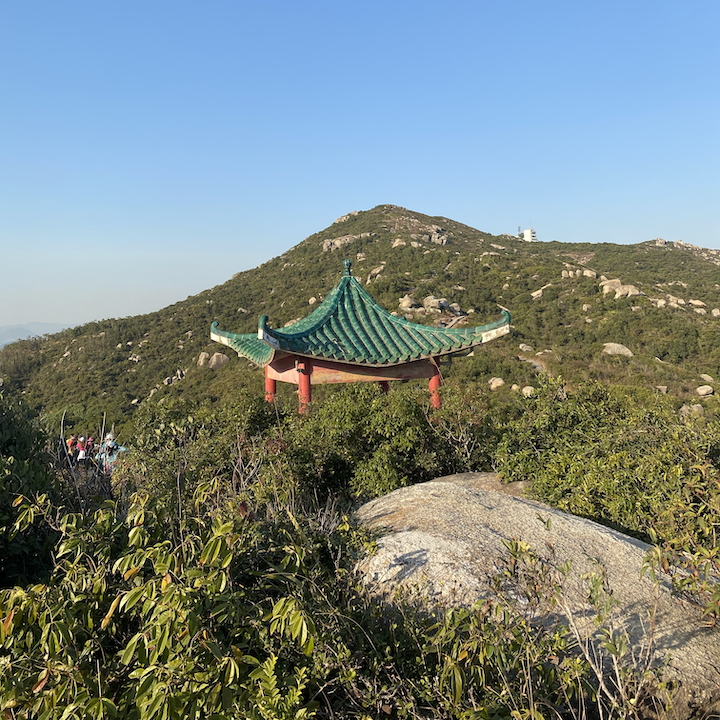 best hong kong hikes ultimate hk hiking trail bucket list lamma island sok kwu wan yung shue wan health wellness