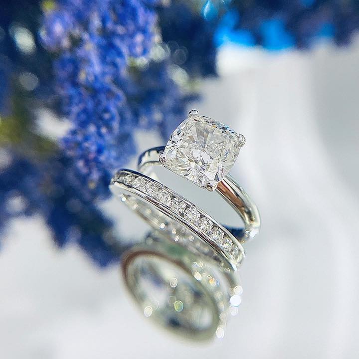 Weddings rings online