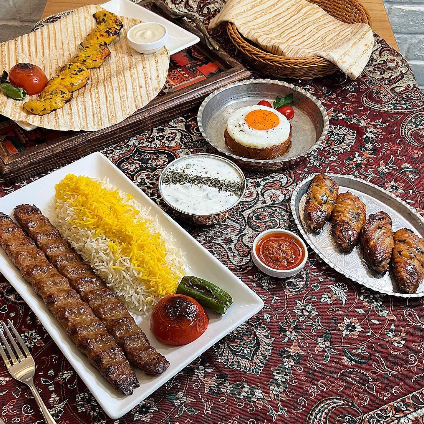 Halal food store places