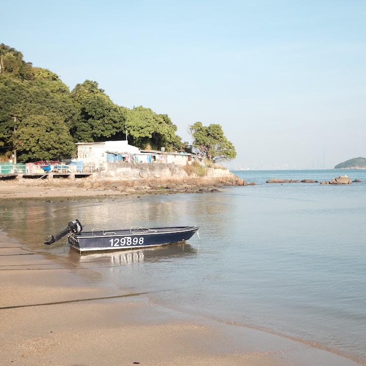 peng chau island guide ferry schedule hike trails treks beaches tung wan