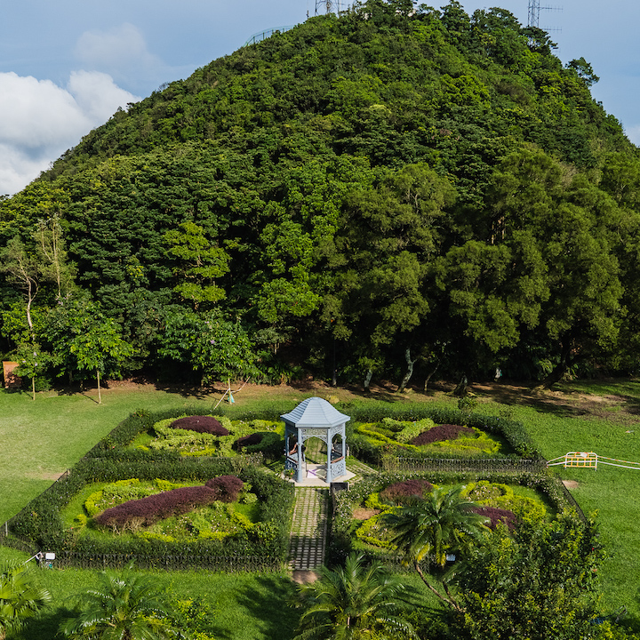 Proposal Ideas Hong Kong, Romantic Places: Victoria Peak Garden