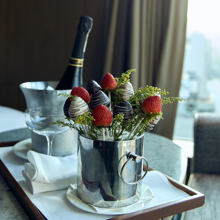 best hong kong hotels valentine's day hotel staycation offers packages february 2024 key to your heart room package the hari hong kong prosecco chocolate strawberry bouquet