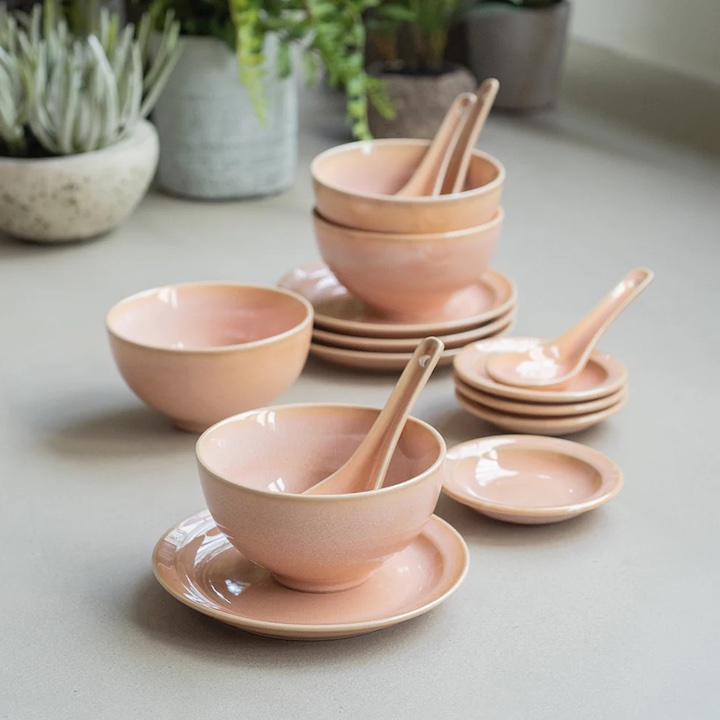 2024 Pantone Colour of the Year, Peach Fuzz: Loveramics Dinnerware Set