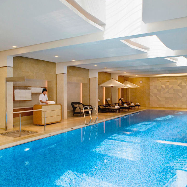 hotel swimming pools landmark mandarin oriental