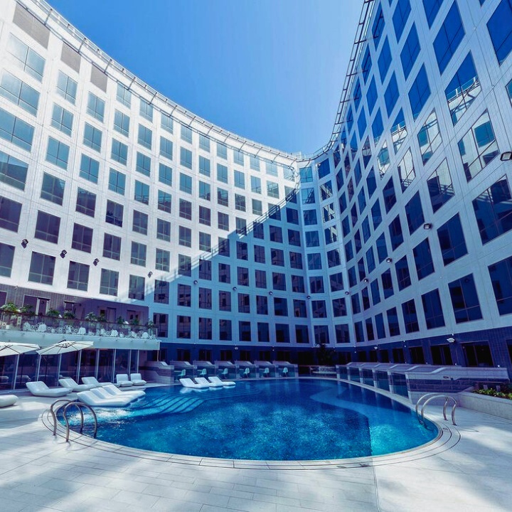 hotel swimming pools Regala Skycity Hotel 