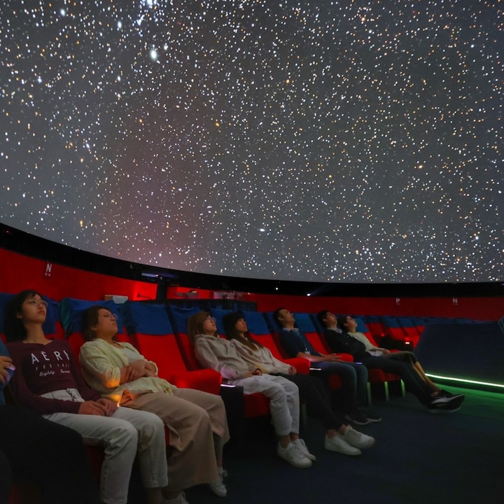 movie theatres films cinemas hong kong whats on space theatre hong kong space museum omnimax imax 3d dome sky shows